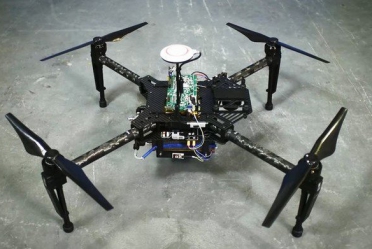 Tế bào nhiên liệu cho phép drone bay trong nhiều giờ mà không cần sạc