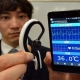 Nhật thí nghiệm máy tính đeo tai